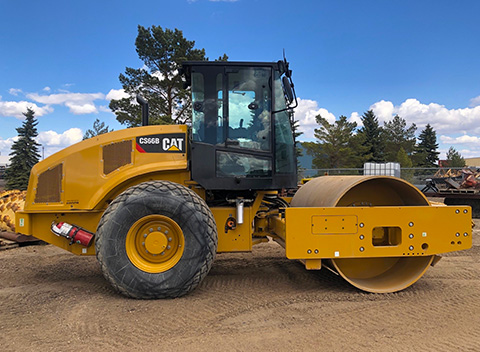 CATERPILLAR CS66B Smooth Drum Compactor
